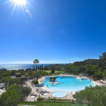 Appartamento Le Village - C0 266 By Interhome Saint-Raphaël