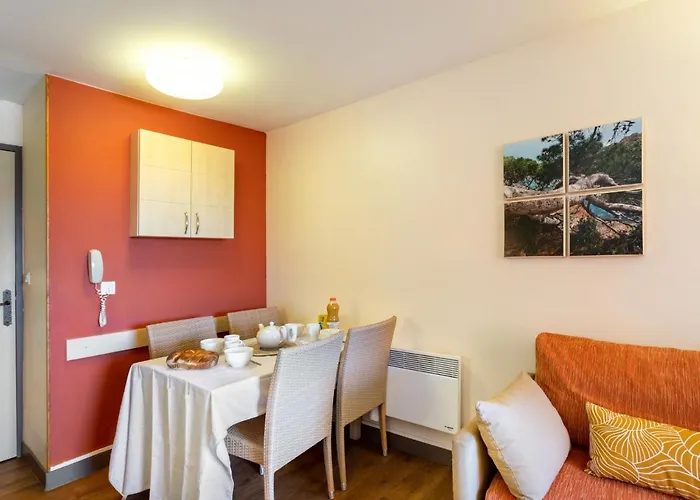 Le Village - C0 266 By Interhome Saint-Raphaël