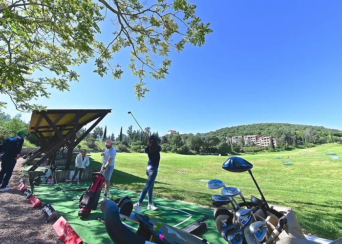 Apartamento Le Village - C0 266 By Interhome Saint-Raphaël